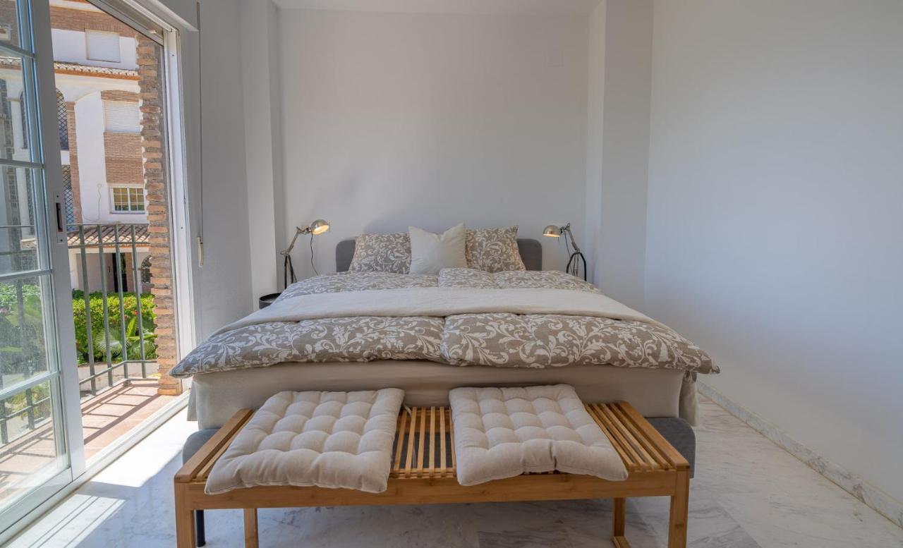 Blue Marine Gardens I With Pool Apartment La Herradura  Bagian luar foto