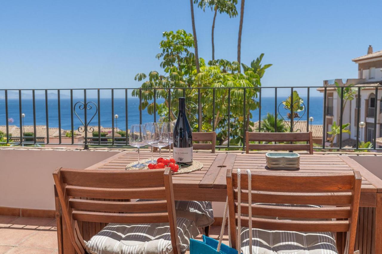 Blue Marine Gardens I With Pool Apartment La Herradura  Bagian luar foto