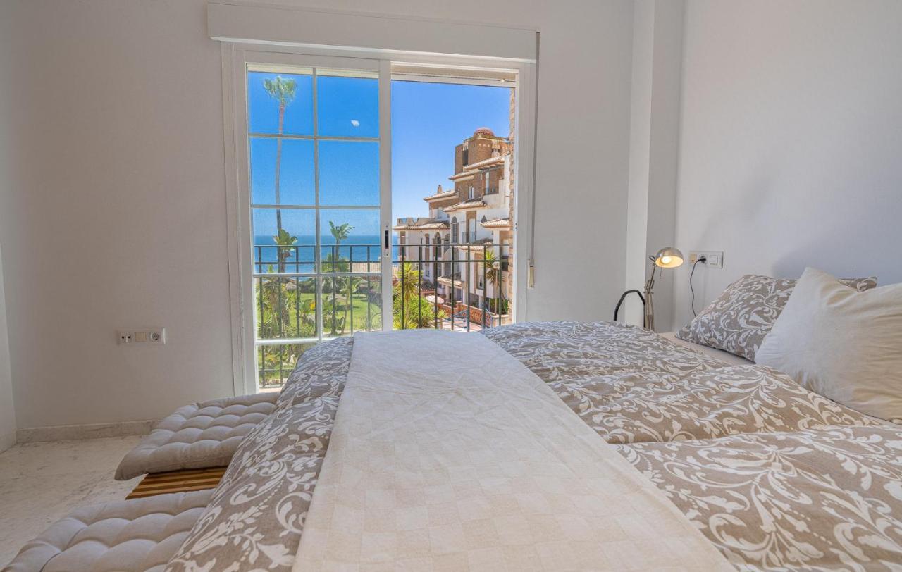 Blue Marine Gardens I With Pool Apartment La Herradura  Bagian luar foto