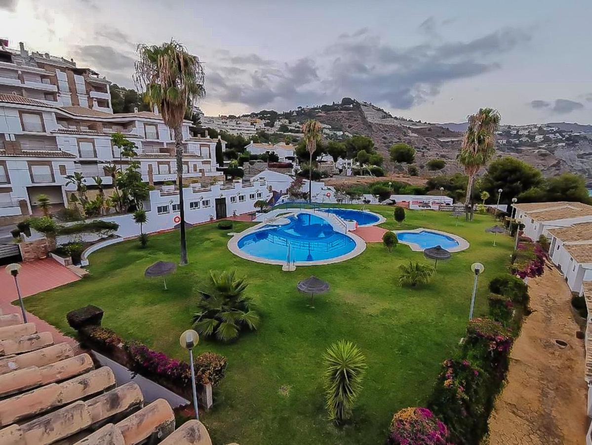 Blue Marine Gardens I With Pool Apartment La Herradura  Bagian luar foto